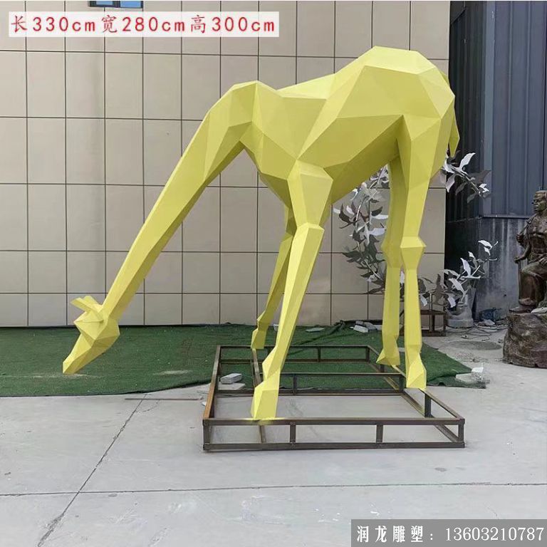 不锈钢切面长颈鹿雕塑8